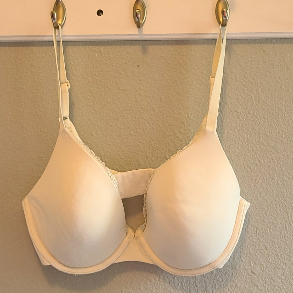 Maidenform bra